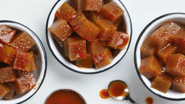 El picante sabor del tamarindo deslumbrará tu paladar con esta rica gelatina