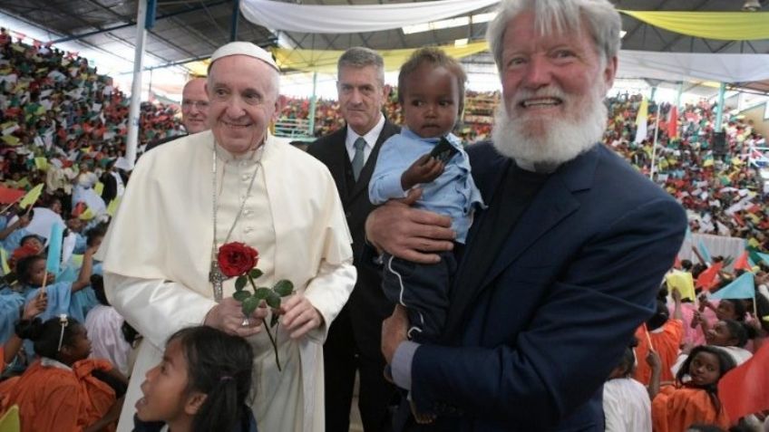Opeka, el misionero nominado al Nobel de la Paz que convirtió un basurero en ciudad