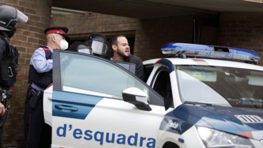 Detención del rapero Pablo Hasél provoca disturbios en Cataluña; hay varios heridos y detenidos