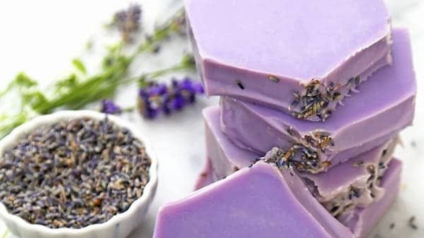 ¡Aprovecha el poder de las flores! Aprende a hacer tu propio jabón relajante de lavanda