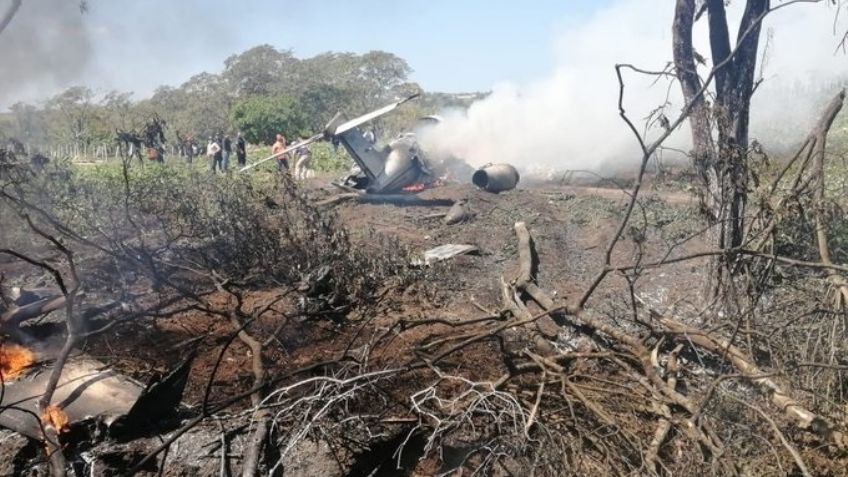 Tragedia en Veracruz: Avioneta se parte en dos y se incendia; mueren 6 pasajeros