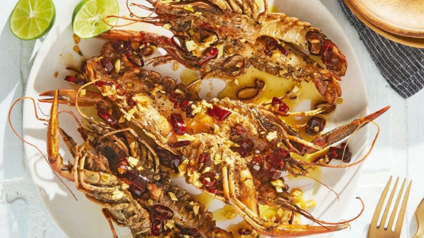 Dale sabor a tu cuaresma con unos ricos y picantes camarones al ajillo