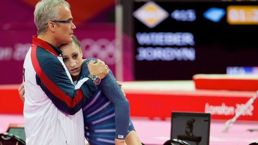 Exentrenador del equipo de gimnasia de EU se suicida tras ser acusado de abuso sexual