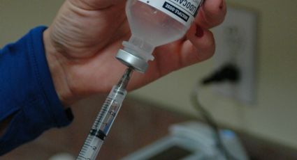 ¿Las vacunas contra el Covid-19 serían una cura para gente contagiada? Expertos responden