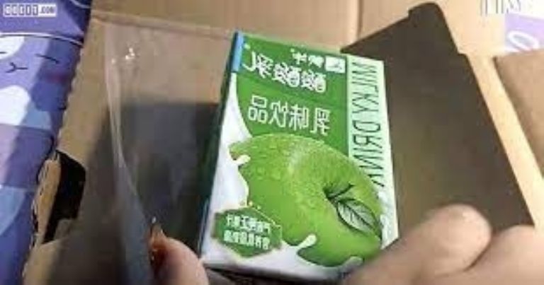 En lugar de un iPhone 12, recibió un yogurt de manzana