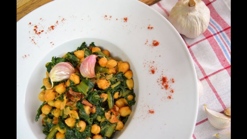 ¡Deliciosa y nutritiva! Esta ensalada de garbanzos es para chuparse los dedos