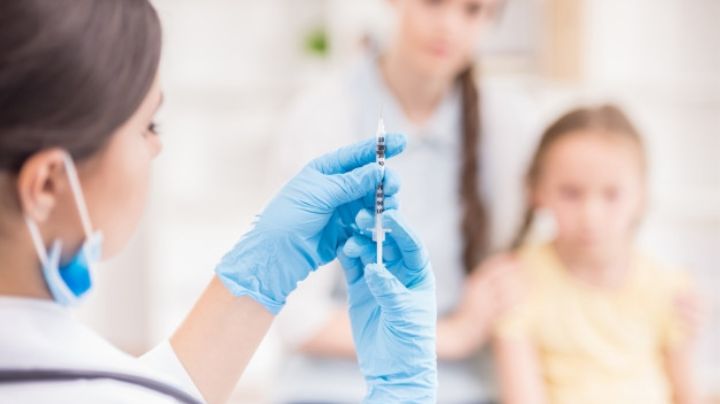 Niños podrían obtener inmunidad al Covid-19: Hallan alta efectividad en la vacuna de Pfizer