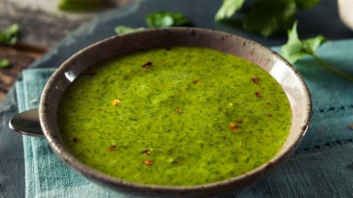 ¡Delicioso! Este aderezo de cilantro y chile jalapeño será una explosión en tu paladar
