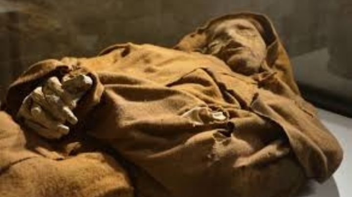 ¡De terror! Pareja se encuentra cuerpo momificado al invadir una vivienda