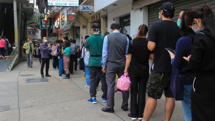 ¡Precaución! Reportan inmensas filas para tramitar la credencial de elector en INE