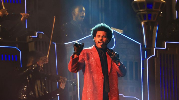 Con cientos de rubíes y más de 200 horas de trabajo, The Weeknd deslumbra el Super Bowl