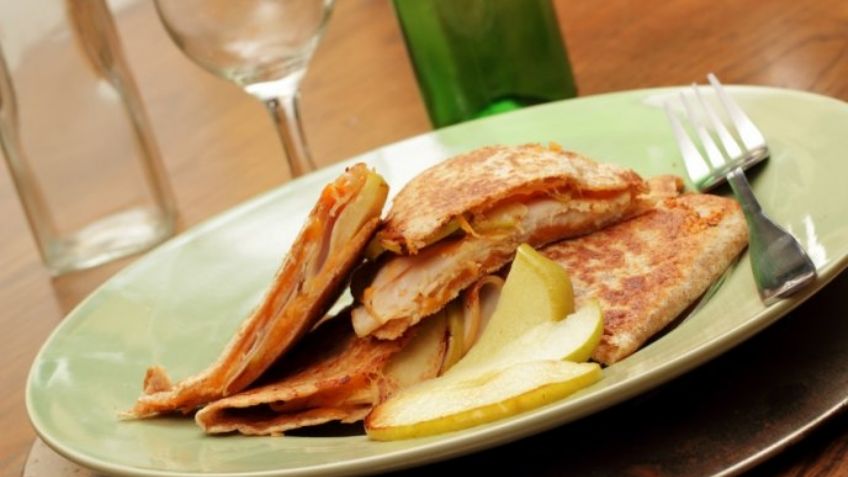 Demuestra que las quesadillas no son solo de queso con esta versión dulce de manzana
