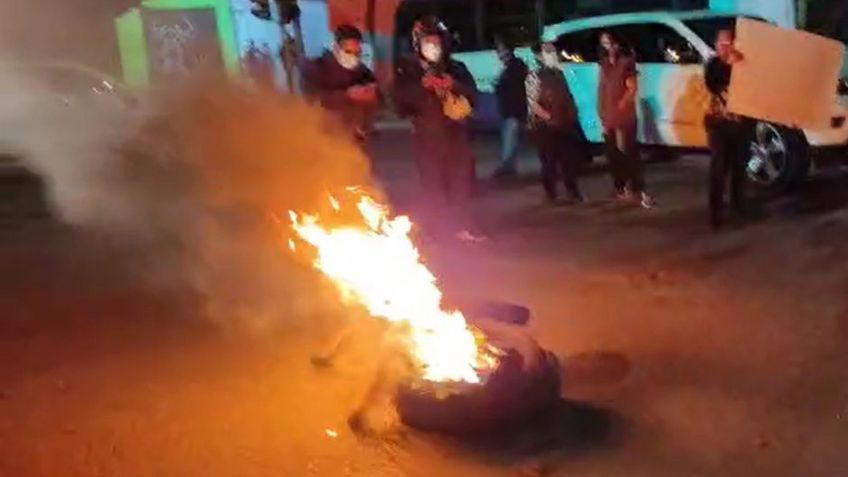 VIDEOS: Arde Oaxaca tras quedarse sin vacunas; ciudadanos esperaron más de 24 horas