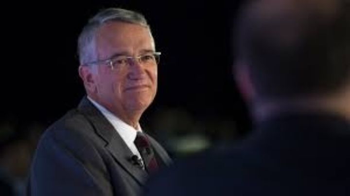 Salinas Pliego, dueño de TV Azteca, presume su lujoso yate; no creerás el nombre que le puso