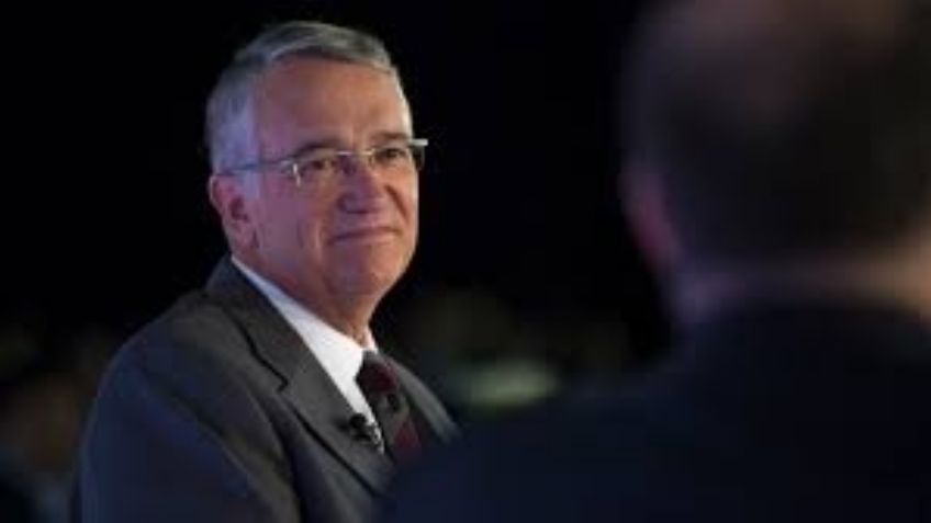 Salinas Pliego, dueño de TV Azteca, presume su lujoso yate; no creerás el nombre que le puso