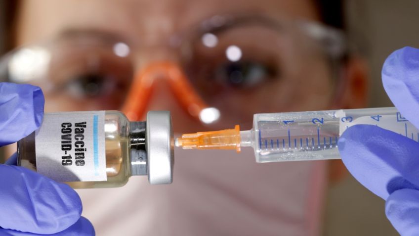 Por miedo a variante de la India, en Reino Unido saturan vacunación contra el Covid-19