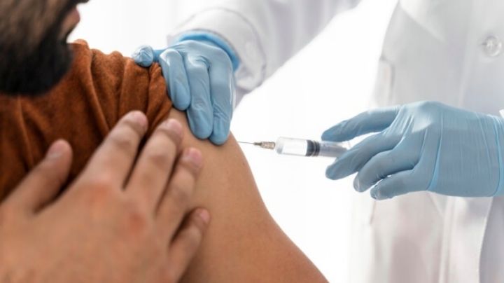 Covid-19: Descubre por qué las vacunas deben aplicarse en el brazo