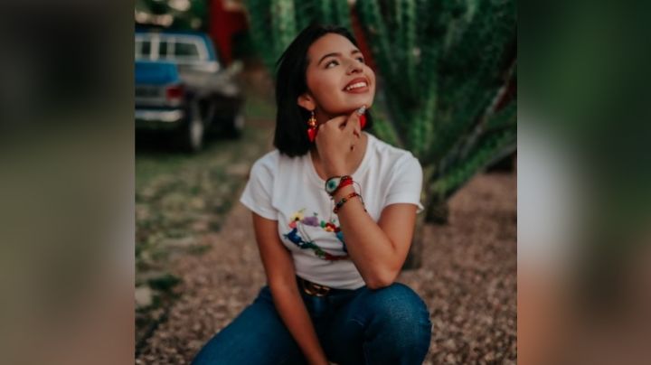 Ángela Aguilar celebra superar los 5 millones de fans en Instagram al posar como un ángel