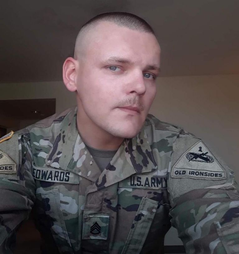 Allan Edwards fue asesinado por su hijastro