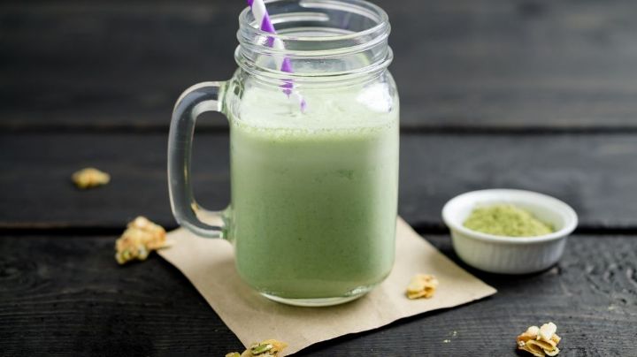 Mantén tu cuerpo saludable con ayuda de un delicioso smoothie de té matcha