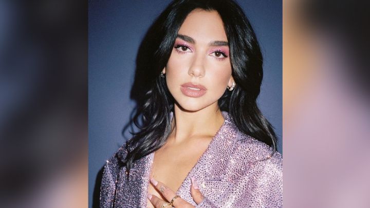 Desde México, Dua Lipa se roba las miradas al posar en coqueto 'outfit' negro