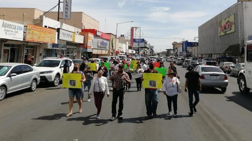 Familiares de Andrea se manifiestan en el Puerto de Guaymas