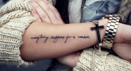 Recuerda tu valentía gracias estos tatuajes para mujeres con frases motivadoras