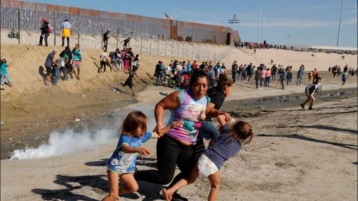 Captan a pequeña niña de 7 años que camina sola en la frontera para llegar a Estados Unidos