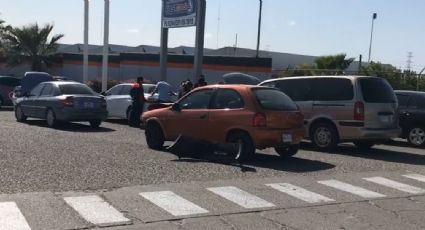 ¡Qué susto! Al menos 12 autos resultan afectados tras mega carambola en Hermosillo