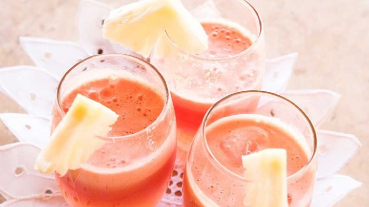 Combate el acné con este sencillo remedio de piña y fresas