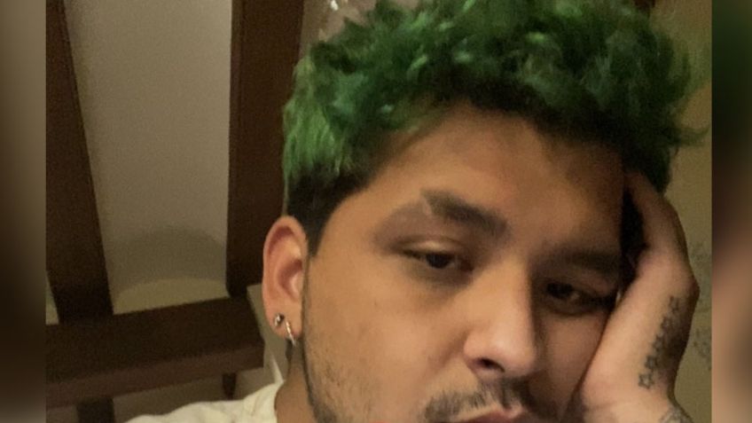 Devastado, Christian Nodal expresa su sentir en Twitter: "No sé si ponerme feliz o llorar"