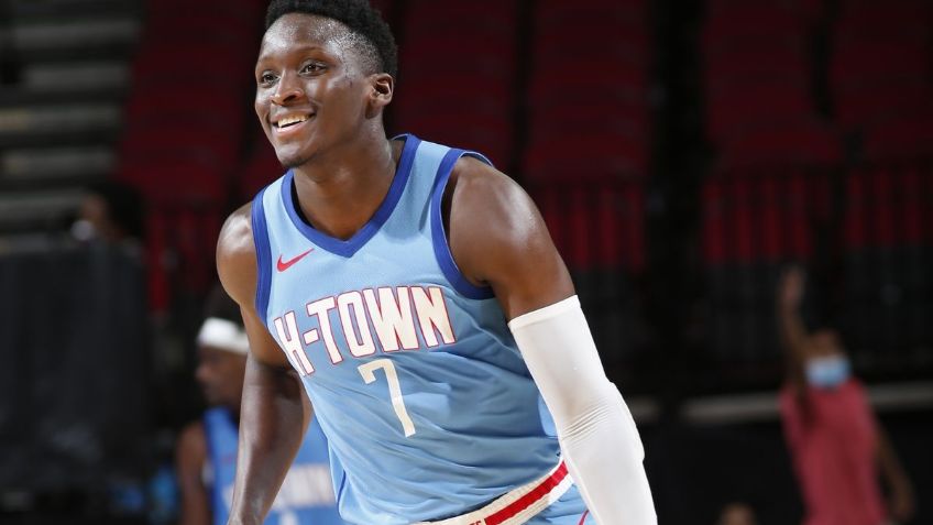 Victor Oladipo se despide de los Rockets y llega de intercambio al Heat