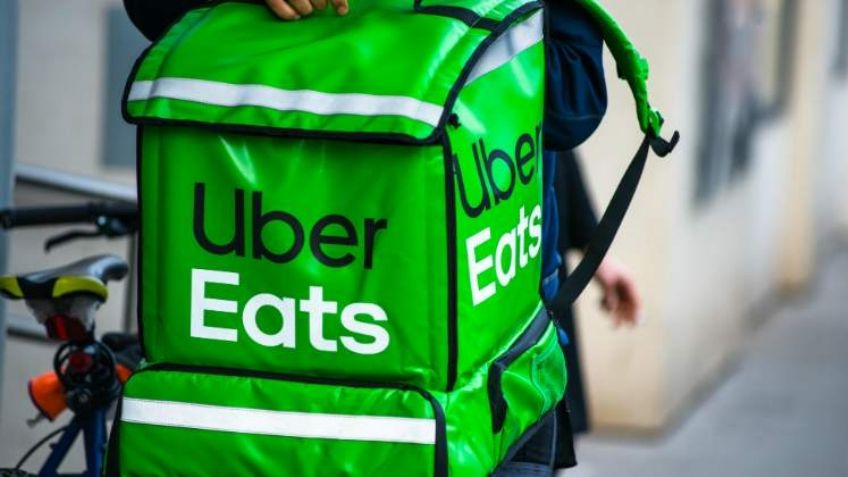 FUERTES IMÁGENES: ¡Brutal tragedia! Niñas asaltan a conductor de Uber y termina muerto