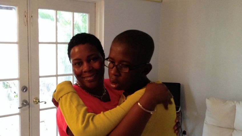 Familia de niño autista que murió asfixiado con un nugget recibirá 2 millones de dólares