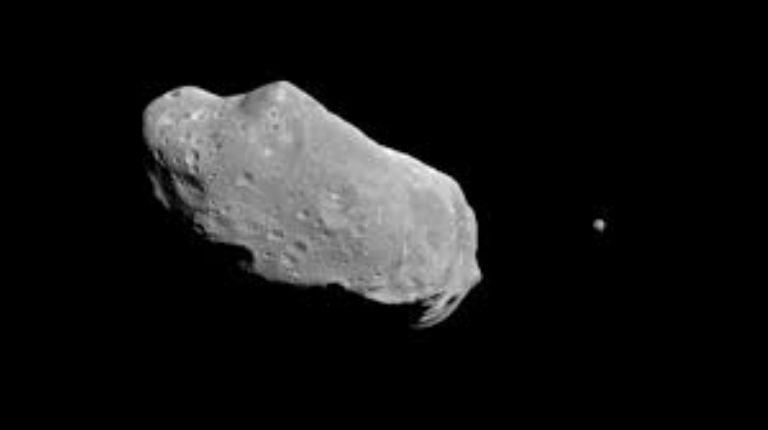 Asteroide Apofis podría golpear a la Tierra