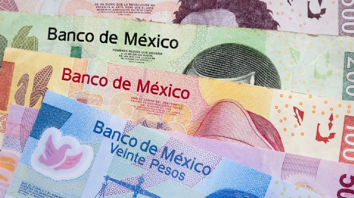 Para no ser detenido se come los billetes falsos que portaba; pagó un celular con ellos