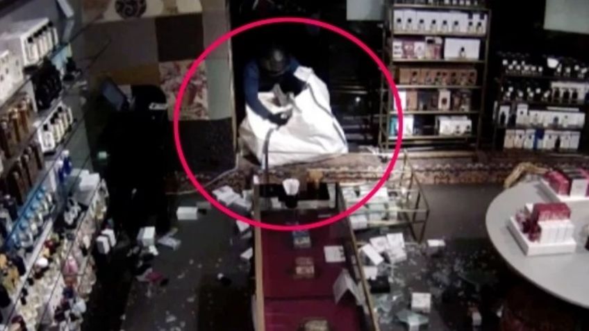 FOTO: Captan el dramático momento en el que guardia de seguridad se enfrenta a ladrones