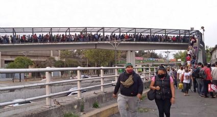 Sin sana distancia: Así esperan usuarios abordar autobuses tras cierre de estaciones del Metro en CDMX