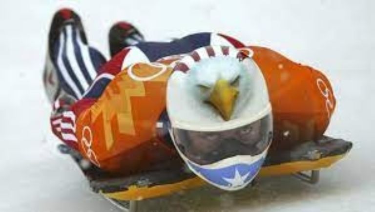 James Shea está acusado por abuso sexual