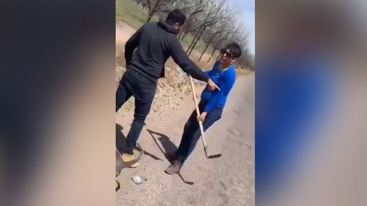 (VIDEO) 'Lady Azadón': Mujer golpea un perro y fractura el cráneo de su dueño; sería funcionaria