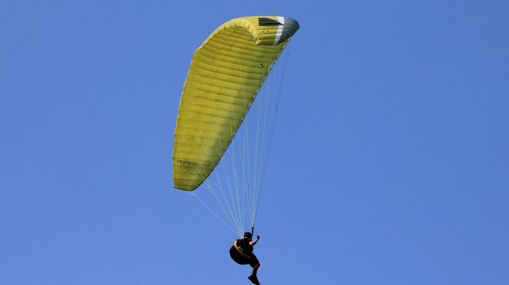 Fatal caída: Declaran muerto a deportista que se lanzó de un monte en paracaídas
