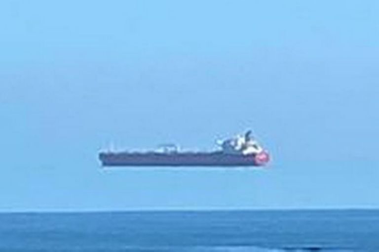 La razón por la que flota este barco sobre el agua