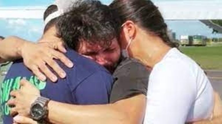 Antonio Sena se reunió con su familia 36 días después