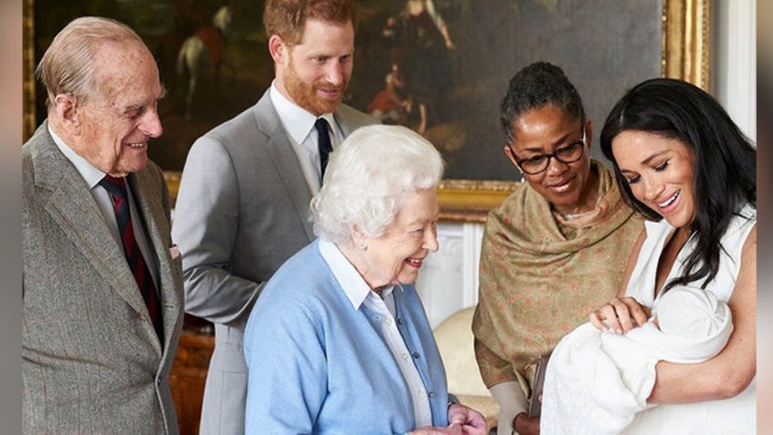 Oprah revela si fue la Reina Isabel II quien 'despreció' al hijo de Meghan por su "color de piel"