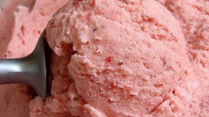 Prueba el sabor más celestial con esta rica nieve sabor beso de ángel