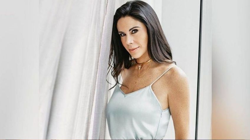 Paola Rojas luce seductora faldita en Televisa a sus 44 años y roba el aliento a todo Instagram
