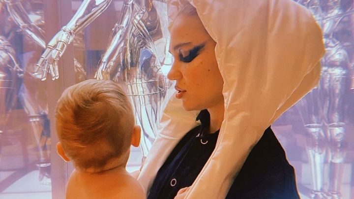 ¡Impactante! Grimes, novia de Elon Musk, muestra sus 'cicatrices alienígenas' en Instagram
