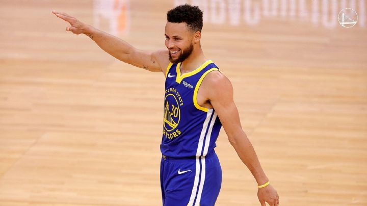 ¡Otras más del ‘Chef’! Noche histórica de Stephen Curry y supera a Wilt Chamberlain