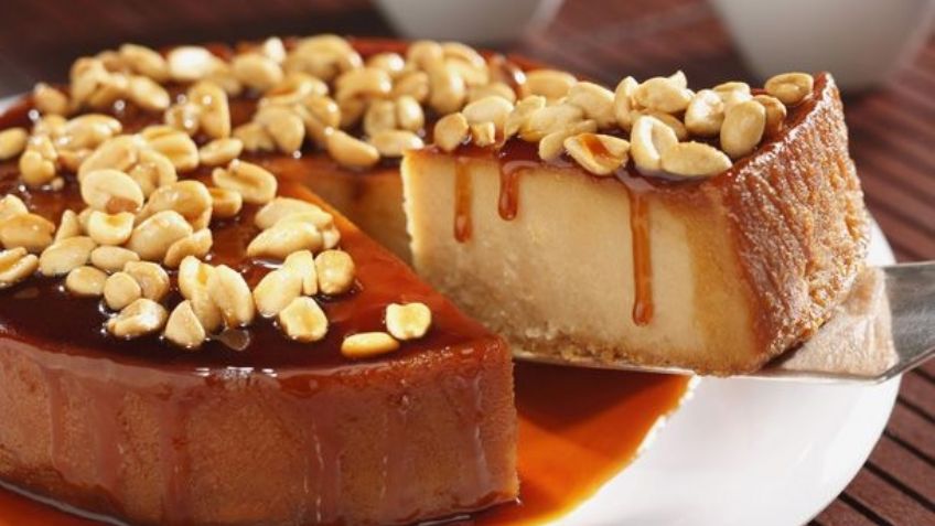 Convierte el lunes en tu día preferido con este dulce flan de cacahuate