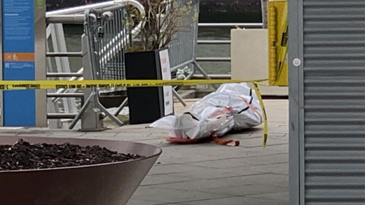 Hallan flotando en un río el cuerpo de un genio matemático que trabajaba con criptomonedas